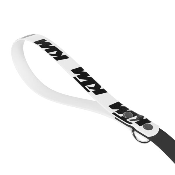 Leash - Image 3